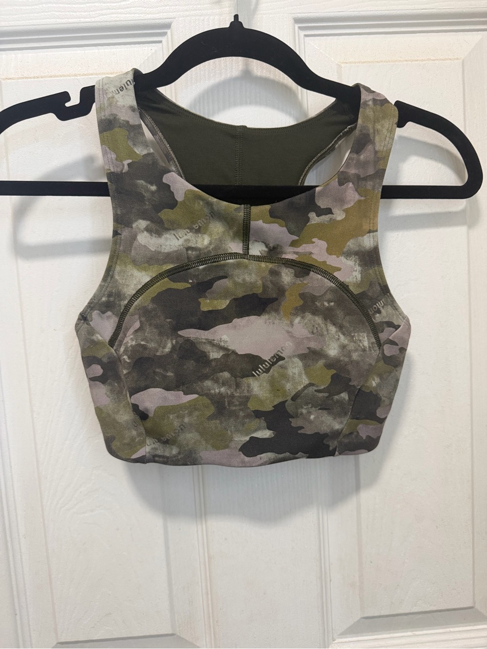 Lululemon tough train sports bra